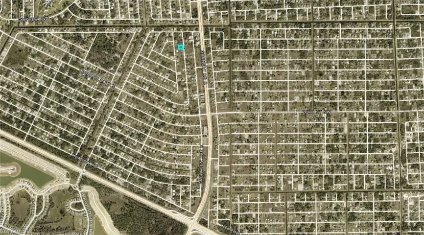 1516/1518  Gilbert S AVE, Lehigh Acres, FL 33973