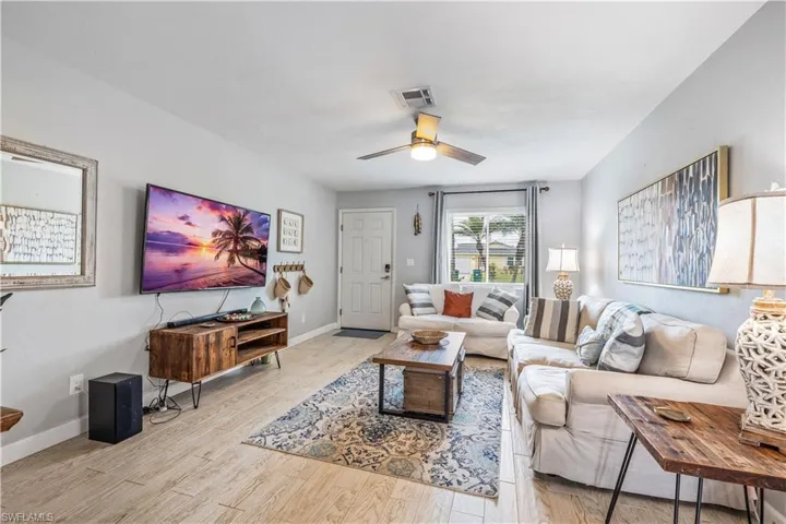 791  94th N AVE, Naples, FL 34108