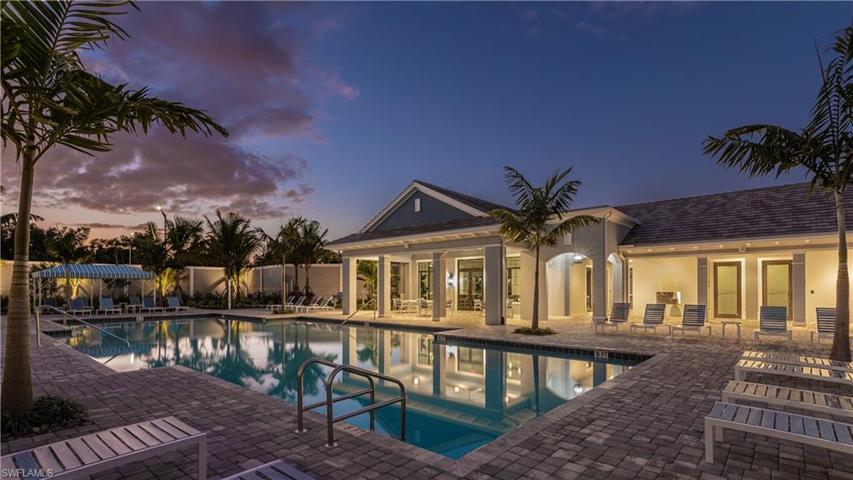 2652  Seychelles  DR, Naples, FL 34112
