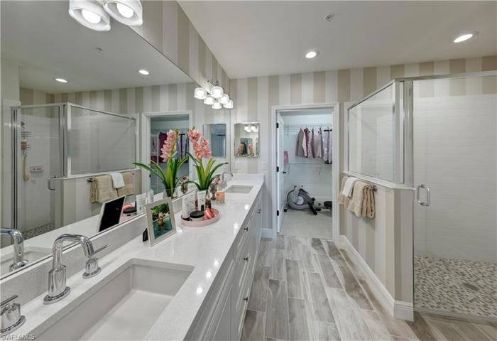 2652  Seychelles  DR, Naples, FL 34112