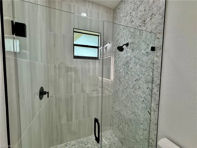17  Wellington  AVE, Lehigh Acres, FL 33936