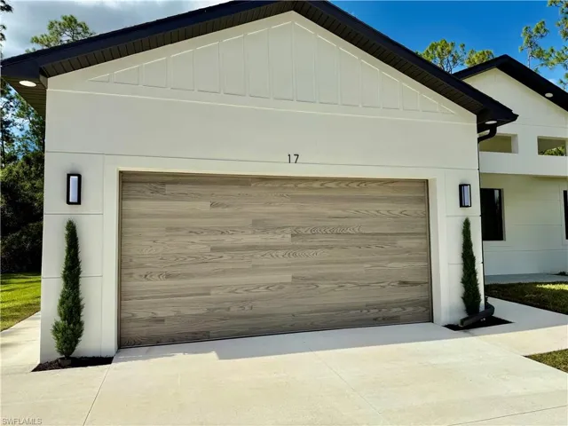 17  Wellington  AVE, Lehigh Acres, FL 33936