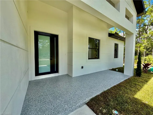 17  Wellington  AVE, Lehigh Acres, FL 33936