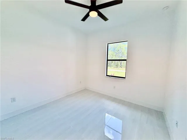 17  Wellington  AVE, Lehigh Acres, FL 33936