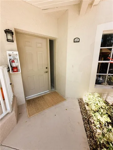 7518 Silver Trumpet Ln 101, Naples, Florida 34109