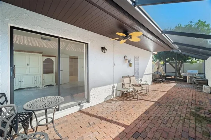 View of patio / terrace with glass enclosure