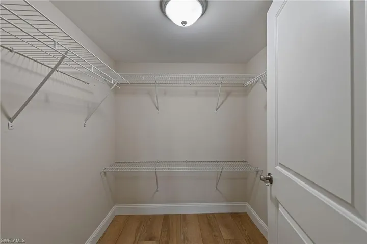 3420  Gulf Shore N BLVD, Naples, FL 34103
