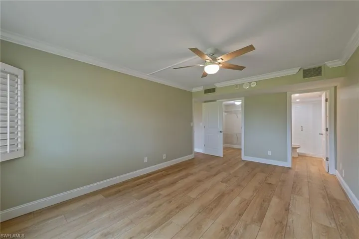 3420  Gulf Shore N BLVD, Naples, FL 34103
