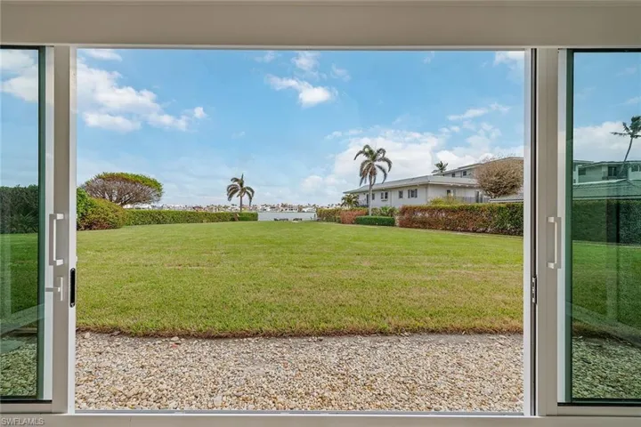 3420  Gulf Shore N BLVD, Naples, FL 34103