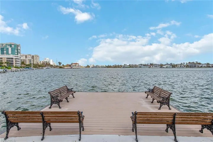 3420  Gulf Shore N BLVD, Naples, FL 34103