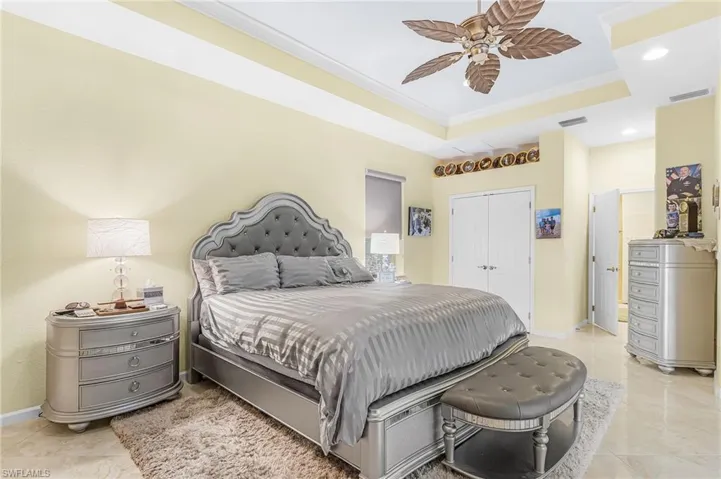 3230 Sw 3rd Ln, Cape Coral, Florida 33991