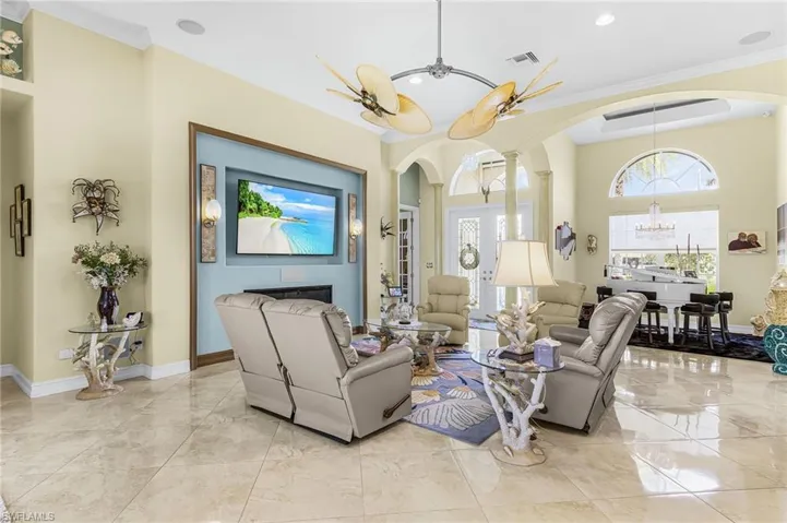 3230 Sw 3rd Ln, Cape Coral, Florida 33991