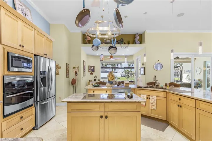 3230 Sw 3rd Ln, Cape Coral, Florida 33991
