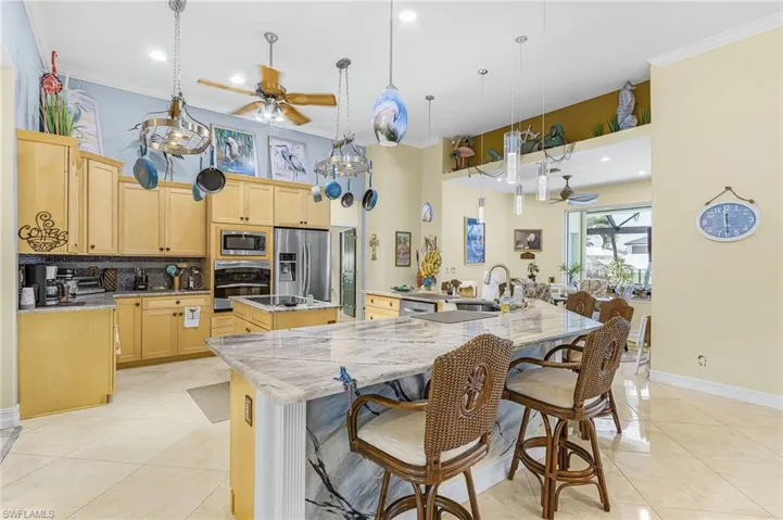 3230 Sw 3rd Ln, Cape Coral, Florida 33991