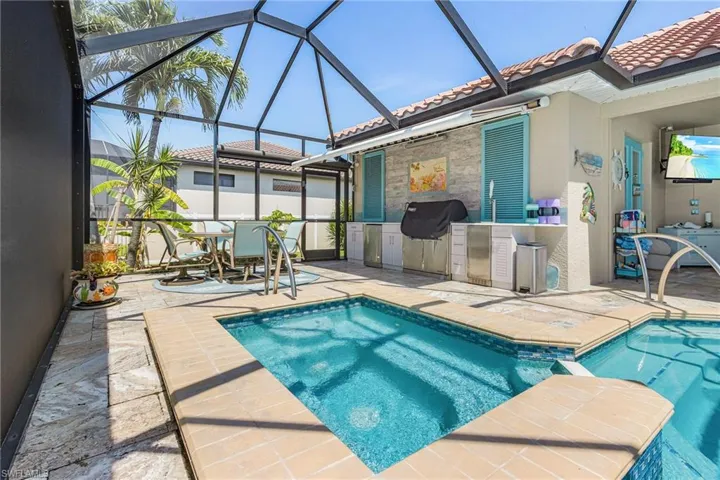 3230 Sw 3rd Ln, Cape Coral, Florida 33991