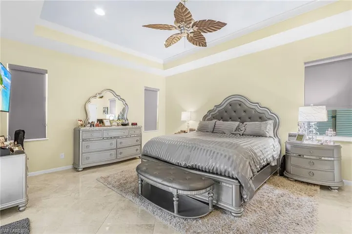 3230 Sw 3rd Ln, Cape Coral, Florida 33991
