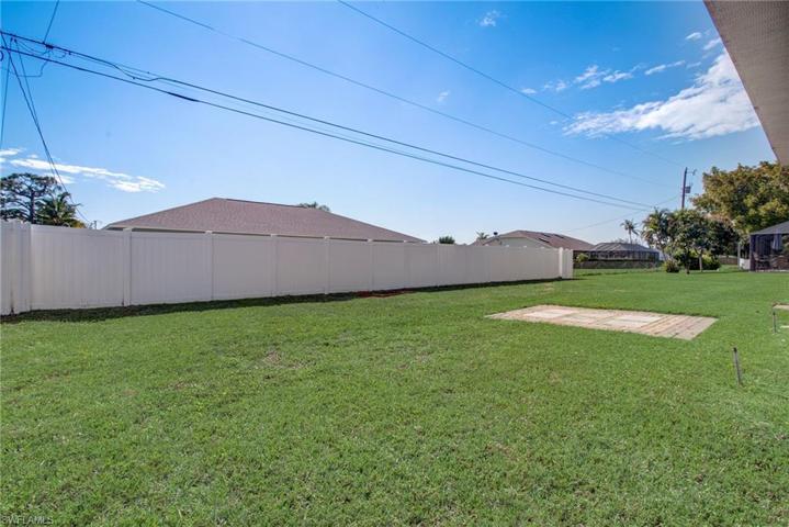 310 SE 17th ST, CAPE CORAL FL 33990