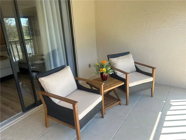 Lanai with new furniture to enjoy your favorite beverage on