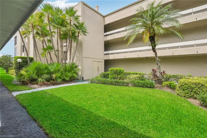 3655  Boca Ciega  DR, Naples, FL 34112
