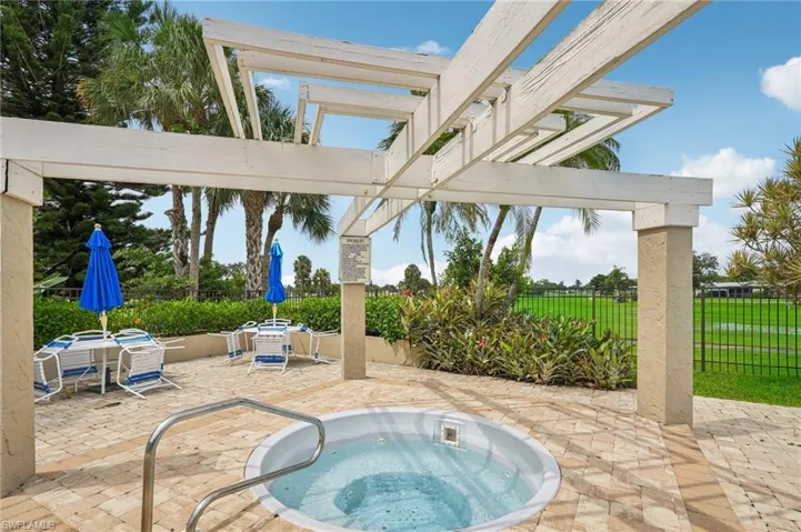 3655  Boca Ciega  DR, Naples, FL 34112