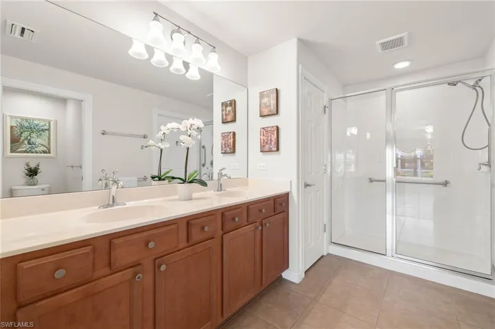 Owner's Bath
