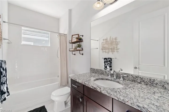 17810  Spanish Harbour  CT, Fort Myers, FL 33908