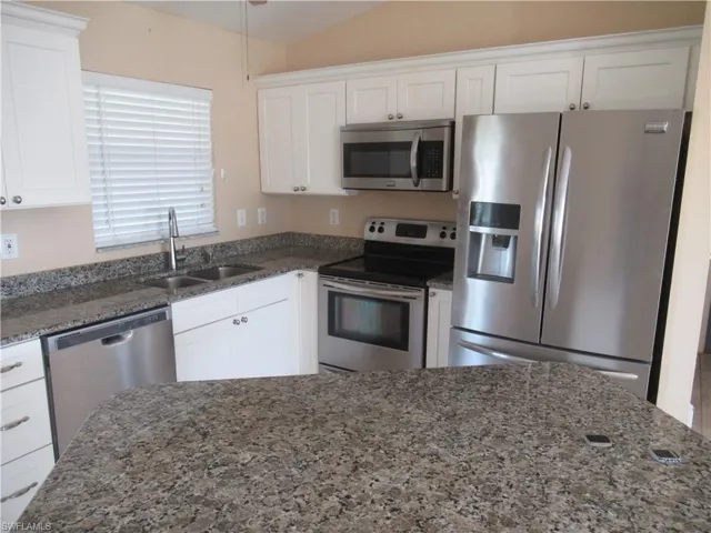 2707 SW 9th  AVE, Cape Coral, FL 33914