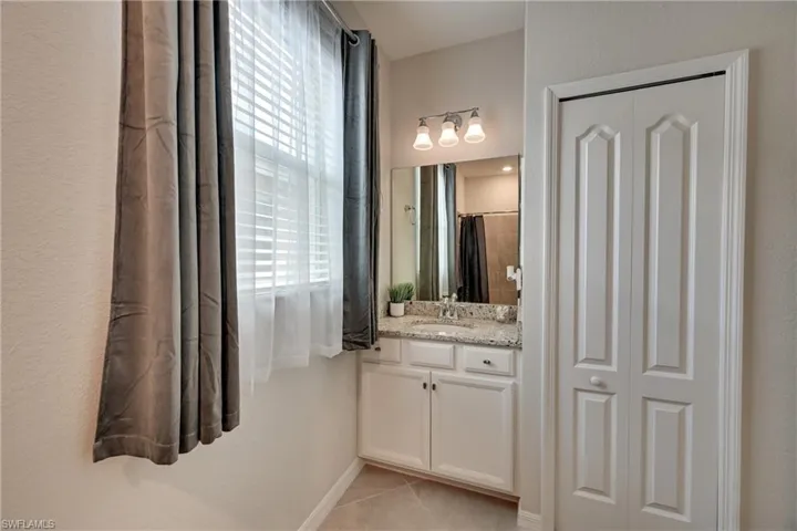 3697 E Hampton  CIR, Alva, FL 33920
