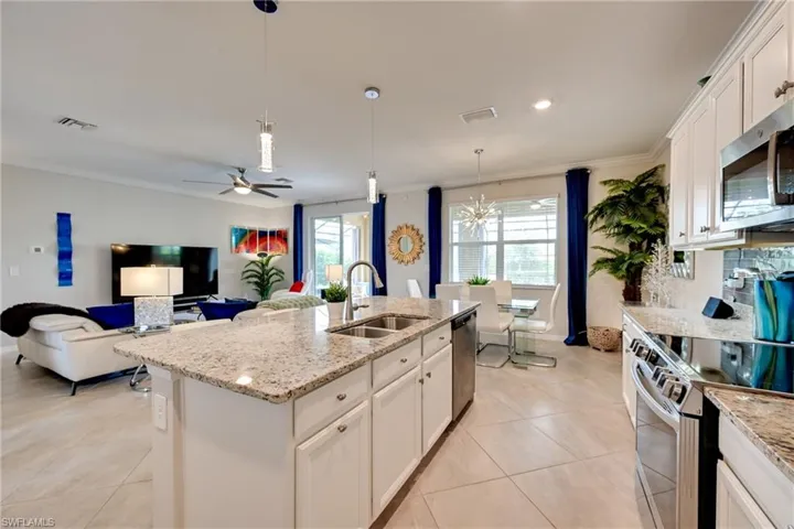 3697 E Hampton  CIR, Alva, FL 33920