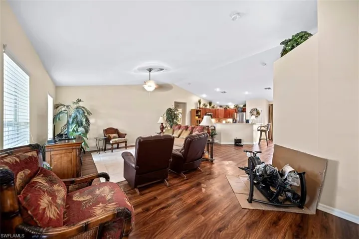 1125 36th Ter, Cape Coral, Florida 33909