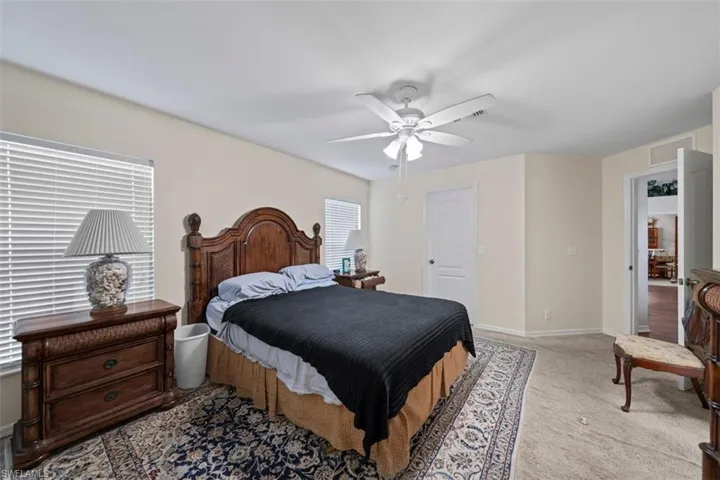 1125 36th Ter, Cape Coral, Florida 33909