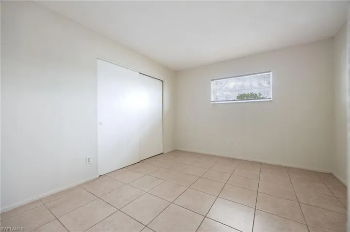 24 W Mariana  AVE, North Fort Myers, FL 33903