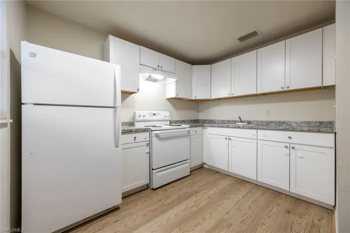 24 W Mariana  AVE, North Fort Myers, FL 33903