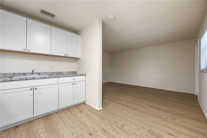 24 W Mariana  AVE, North Fort Myers, FL 33903