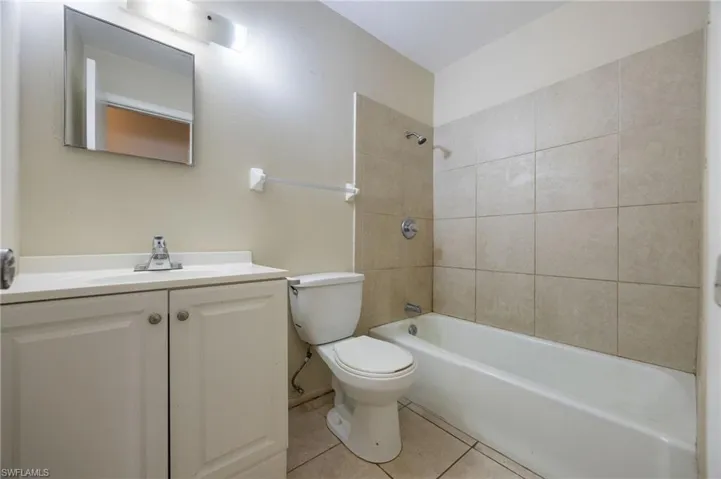 24 W Mariana  AVE, North Fort Myers, FL 33903