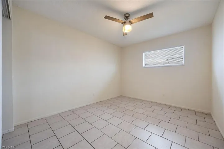 24 W Mariana  AVE, North Fort Myers, FL 33903