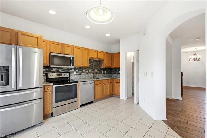 9531  Brookville  CT, Fort Myers, FL 33967