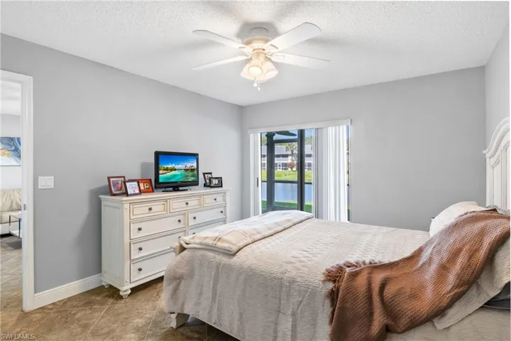 1210  Yesica Ann  CIR, Naples, FL 34110