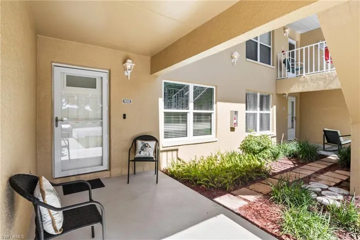 1210  Yesica Ann  CIR, Naples, FL 34110