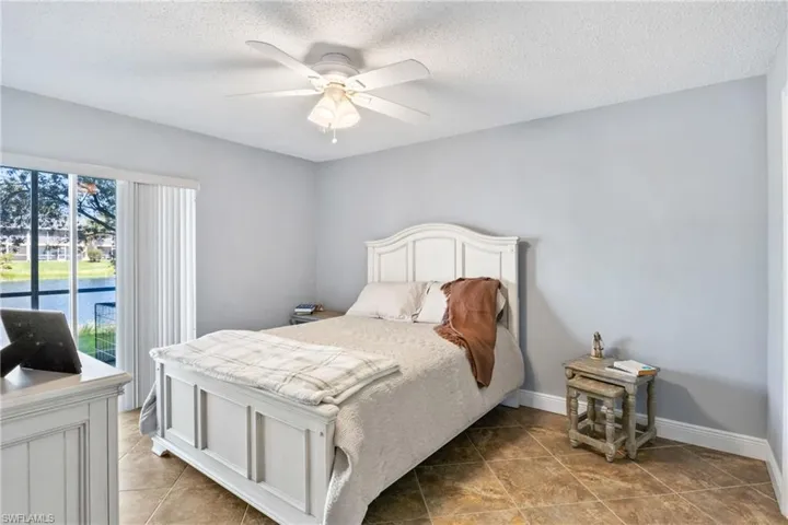 1210  Yesica Ann  CIR, Naples, FL 34110