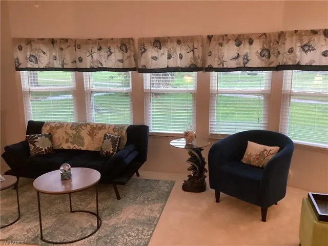 617  Charlemagne  BLVD, Naples, FL 34112