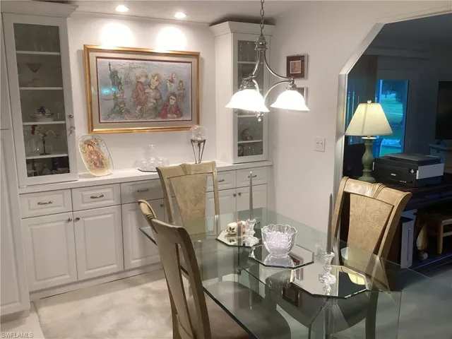 617  Charlemagne  BLVD, Naples, FL 34112