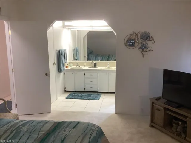 617  Charlemagne  BLVD, Naples, FL 34112