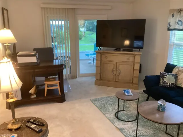 617  Charlemagne  BLVD, Naples, FL 34112