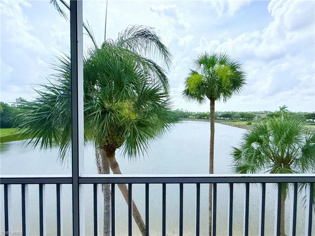 7515 Stoneybrook Dr 835, Naples, Florida 34112