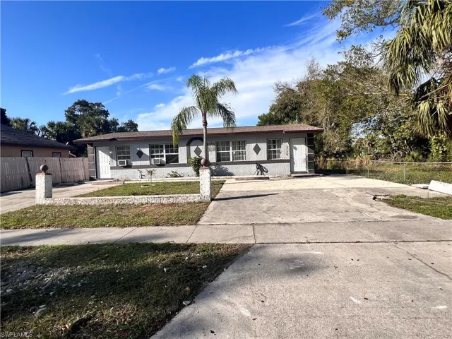 3137-3139-3139 Lincoln Blvd, Fort Myers Fl 33916