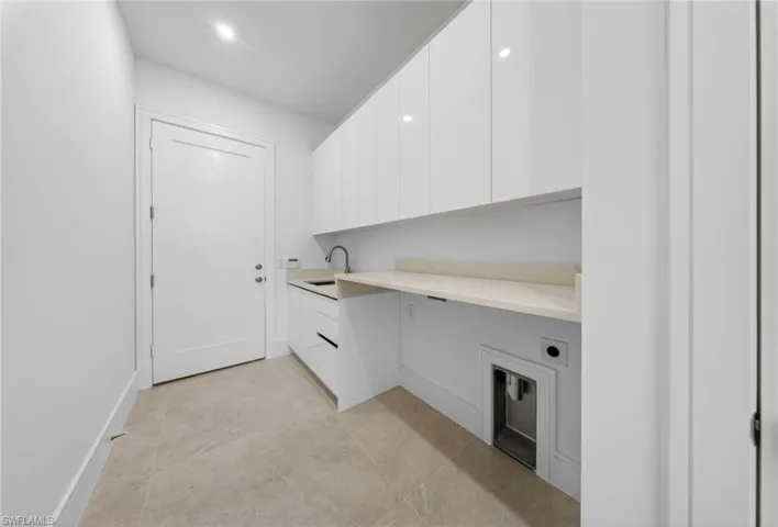 522 17th St Sw, Naples, Florida 34117