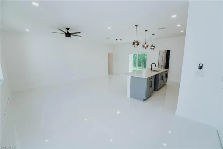 3605 E 8th  ST, Lehigh Acres, FL 33972