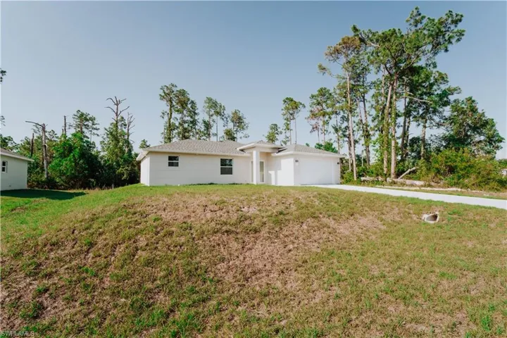3605 E 8th  ST, Lehigh Acres, FL 33972
