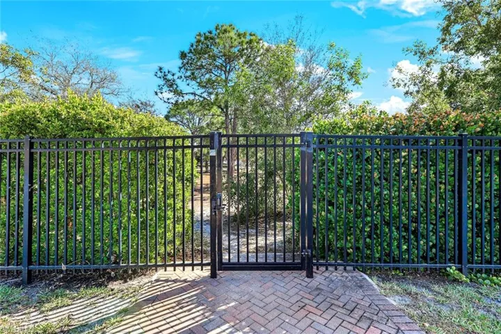 Direct and convenient access to Estero Community Park